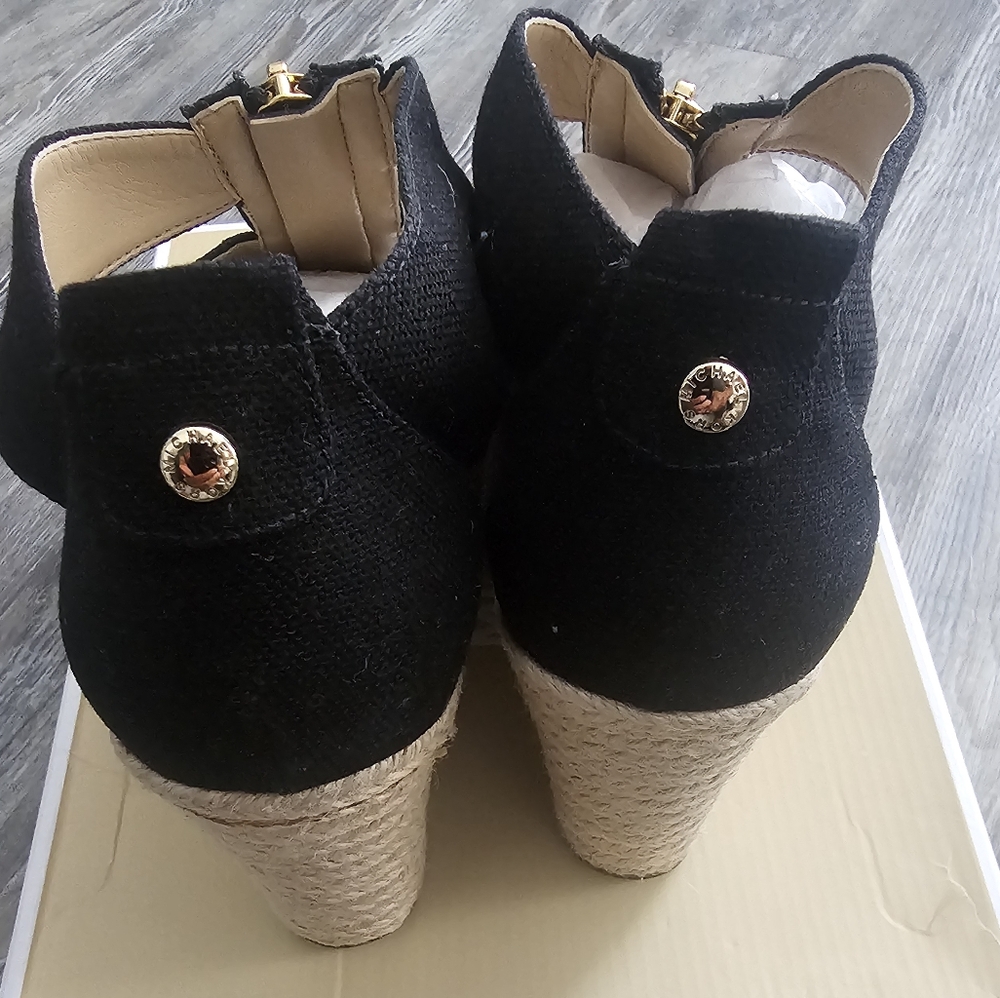 Michael kors Wedge - Picture 3 of 6